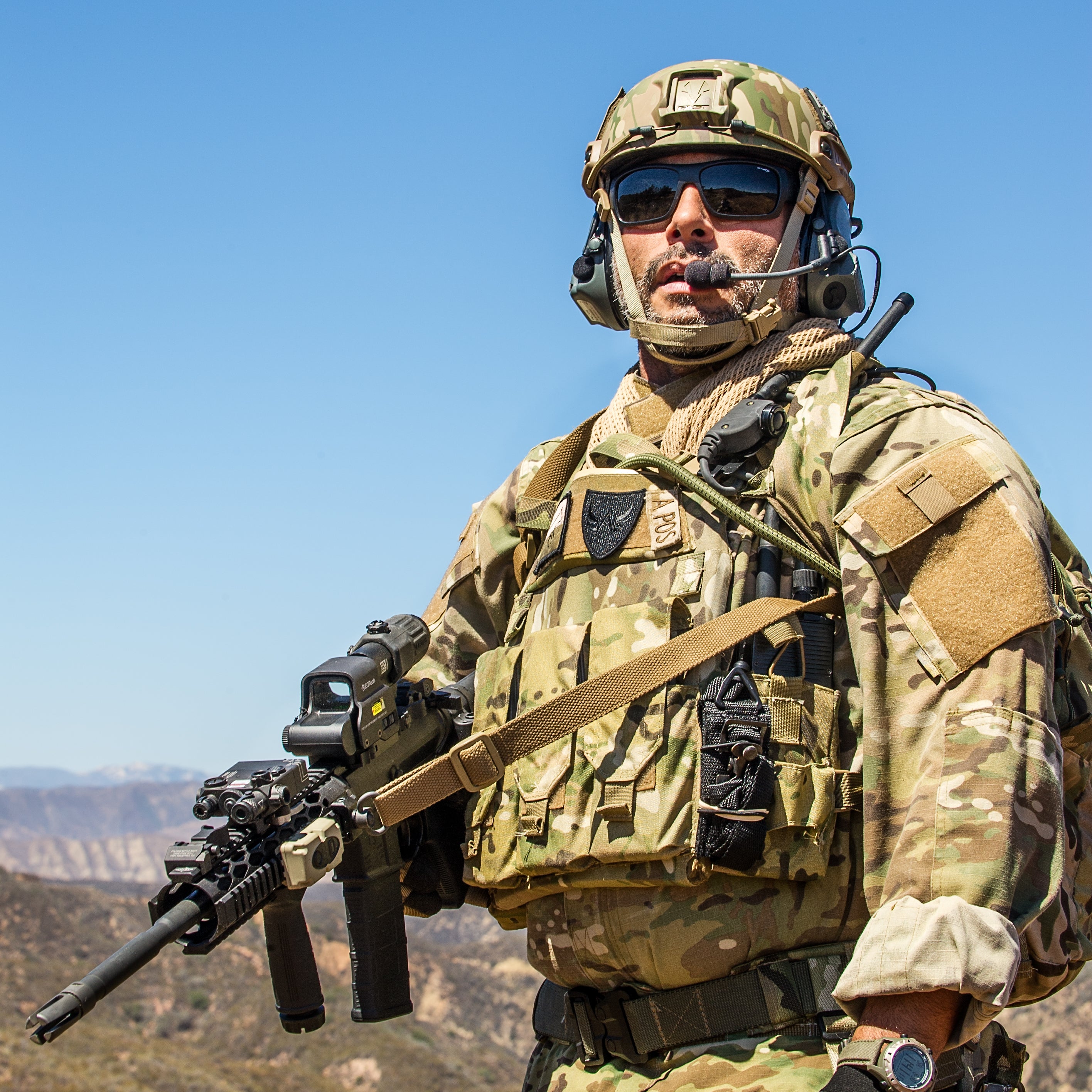A soldier with Silynx U94