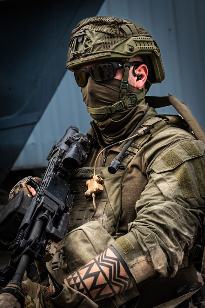A soldier wearing Clarus IX